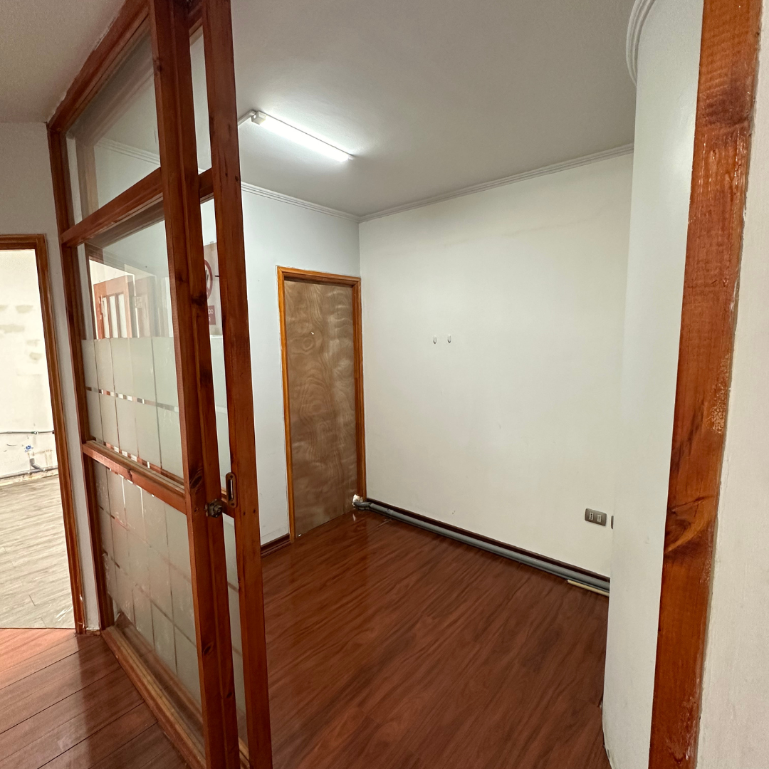 Venta o Arriendo Oficina Edificio Manquimáhuida - Concepción.