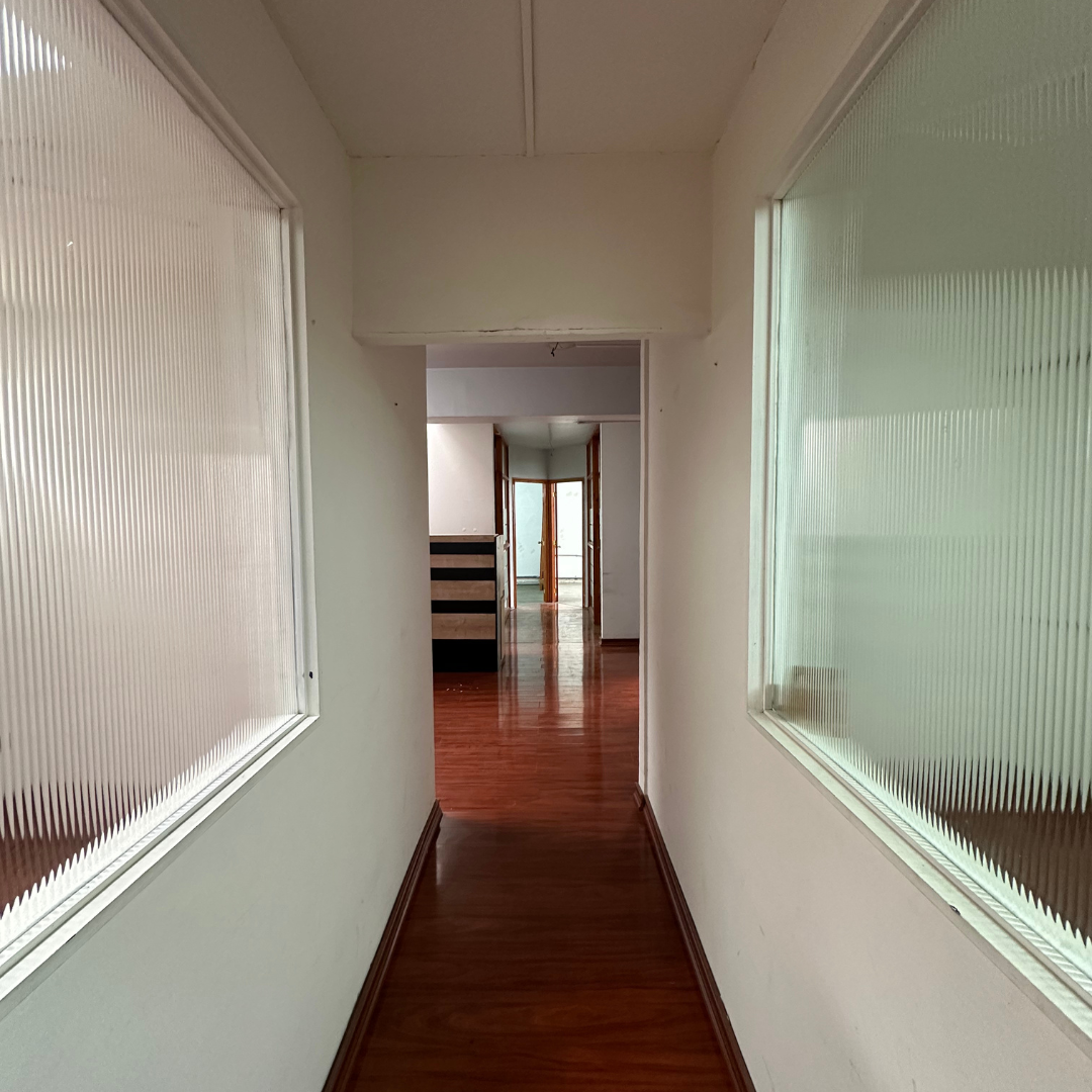 Venta o Arriendo Oficina Edificio Manquimáhuida - Concepción.