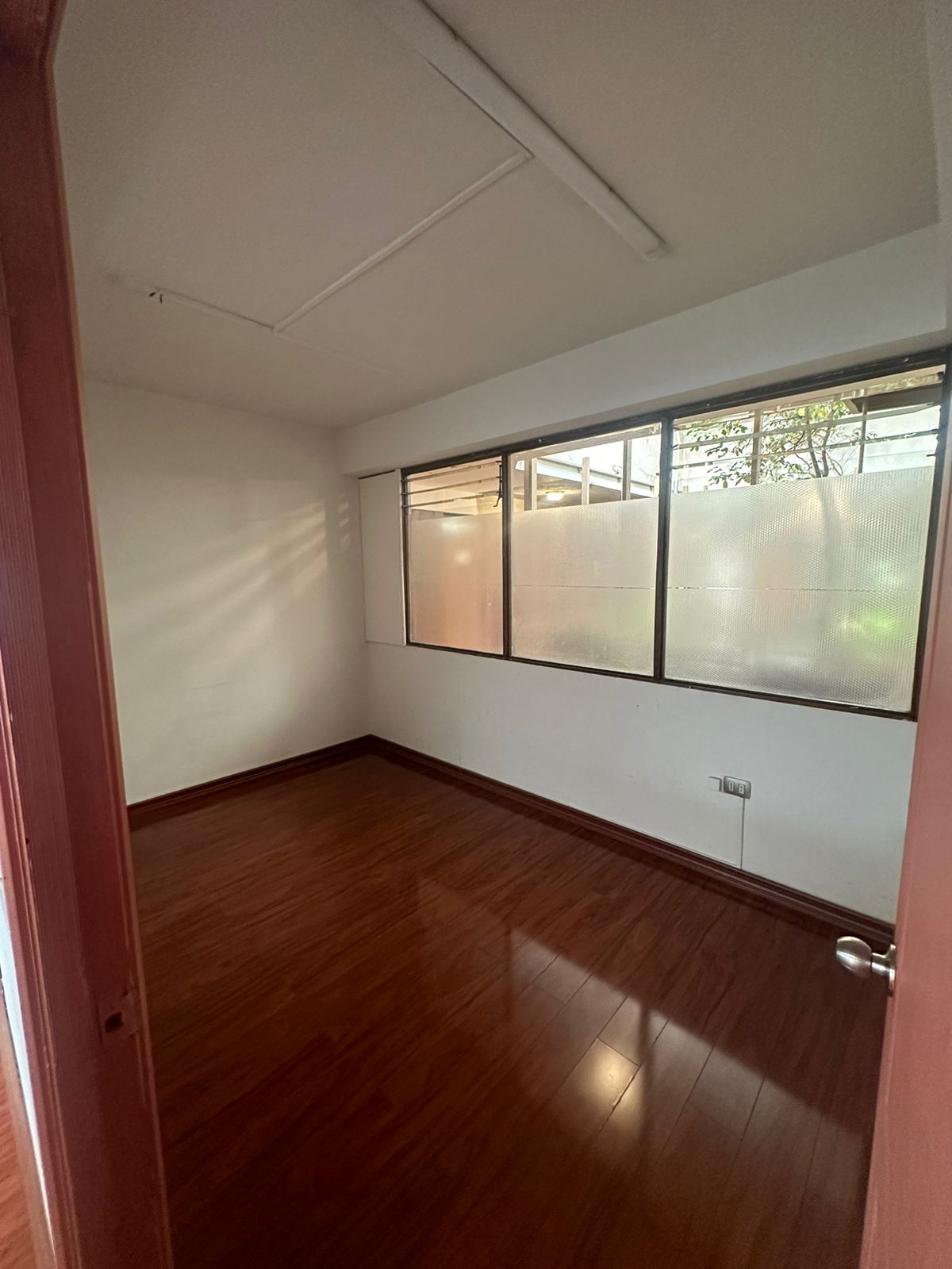 Venta o Arriendo Oficina Edificio Manquimáhuida - Concepción.